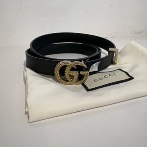 Gucci Black Leather Belt with Textured Gold GG Buckle